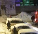 В Южно-Сахалинске пожарные потушили горящий балкон в жилом доме на улице Комсомольской