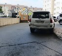  Более 60 штрафов заплатили южносахалинцы за парковку у мусорок 
