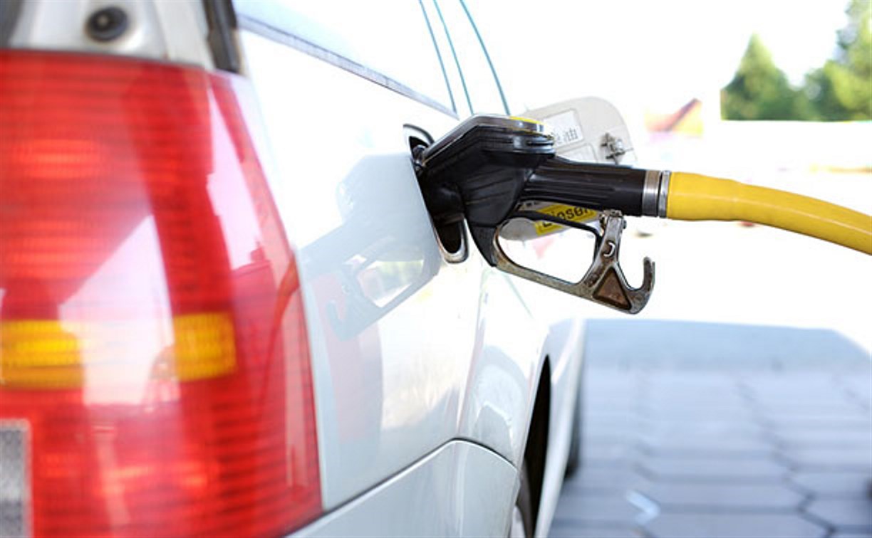 Эксперты: стоит ожидать, что цены на топливо пойдут вниз