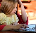 Аналитики рассказали, когда родители перестают контролировать детей в сети
