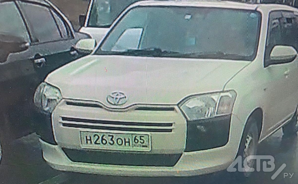 В Южно-Сахалинске поймали автохама, который решил объехать пробку и пересёк двойную сплошную линию разметки