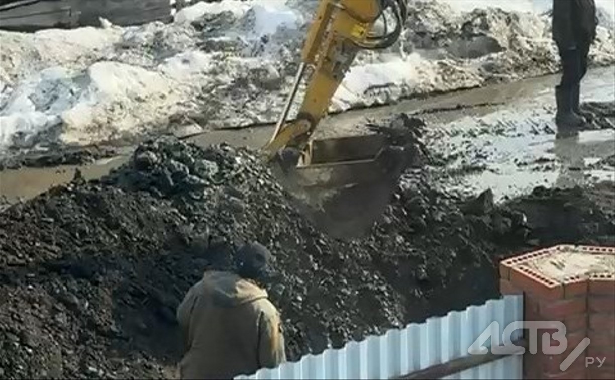 На регулярные отключения воды жалуются жители одной из улиц в Александровске-Сахалинском