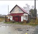 Южно-сахалинскую семью с двумя детьми обязали освободить участок, на котором стоит их дом