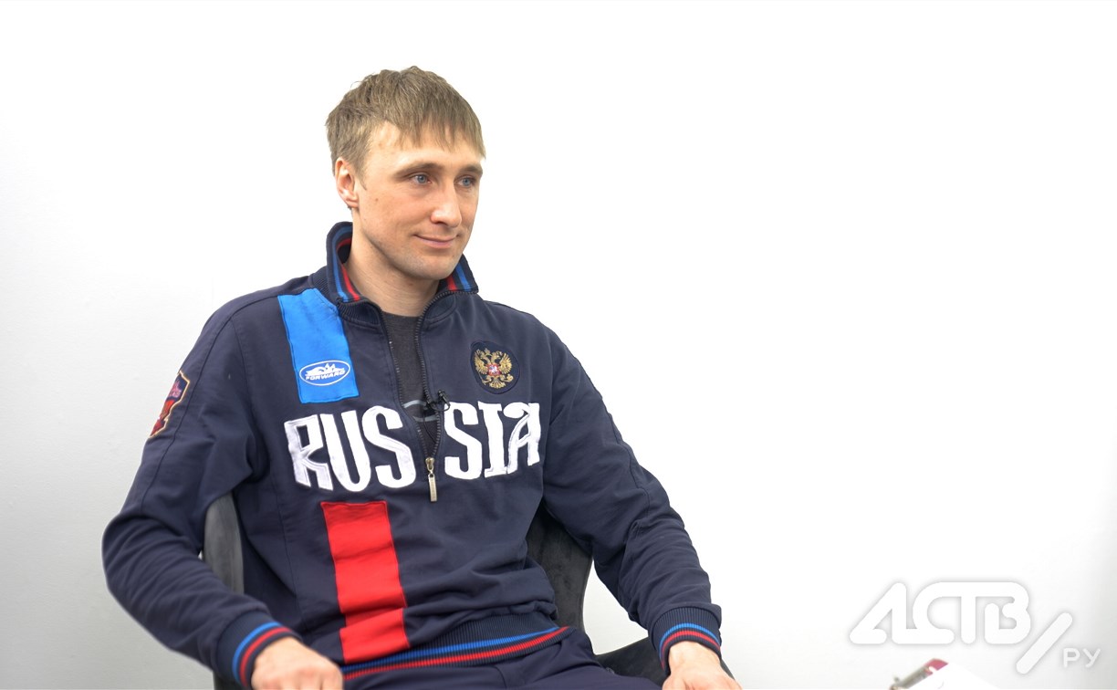 Денис Веселов: "Сахалинские ночные полёты" привлекают зрителей на состязания летающих лыжников