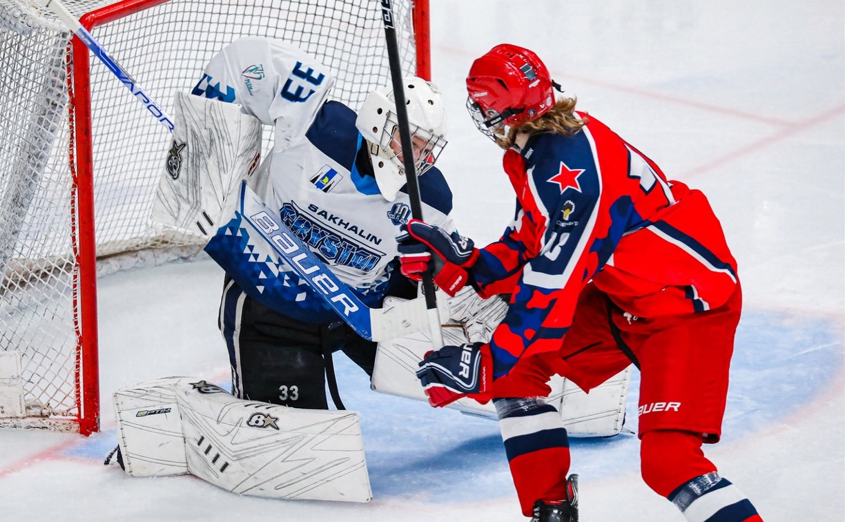 Сахалинские хоккеисты выступили на первенстве России