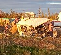 Семь человек получили травмы в автобусе, вылетевшем в кювет на севере Сахалина