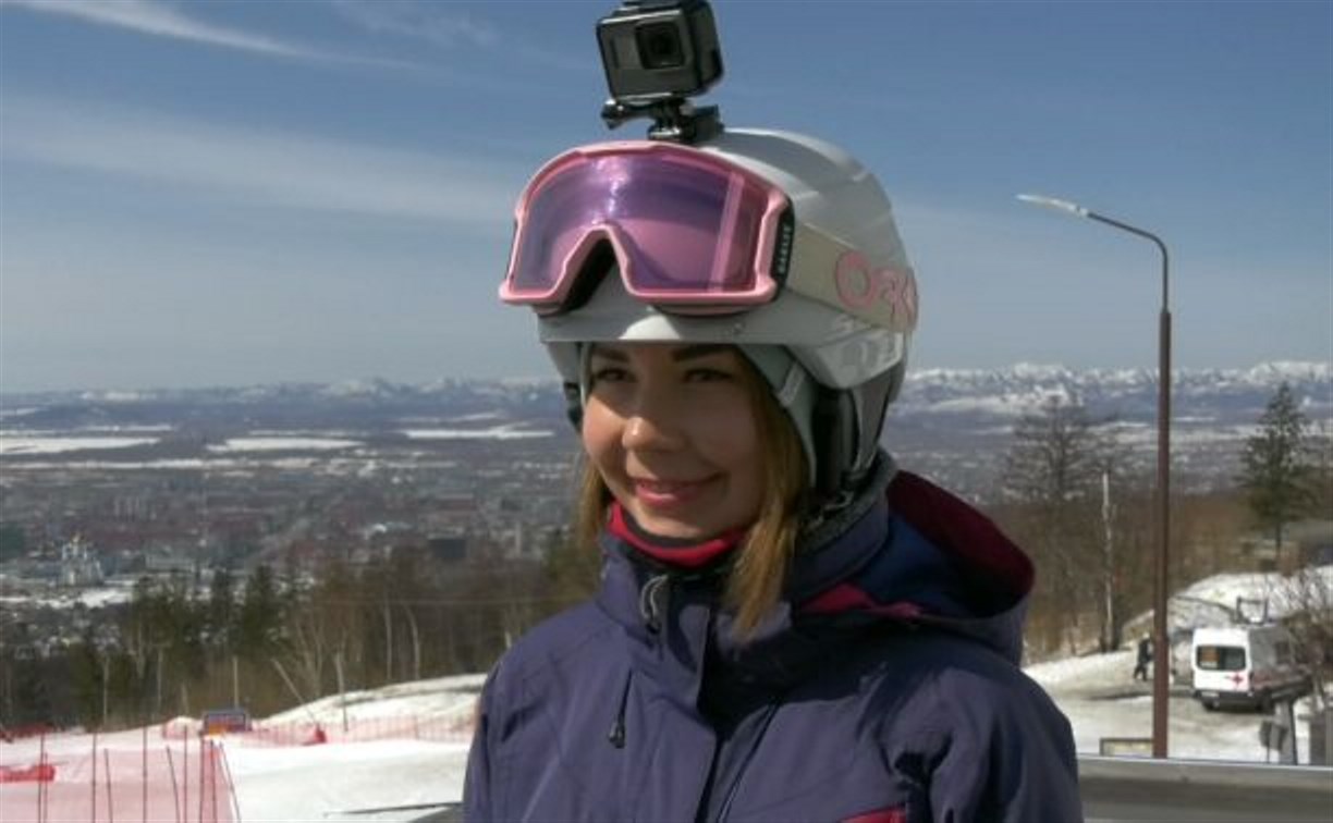 Около 150 сахалинских учителей бесплатно научились кататься на горных лыжах