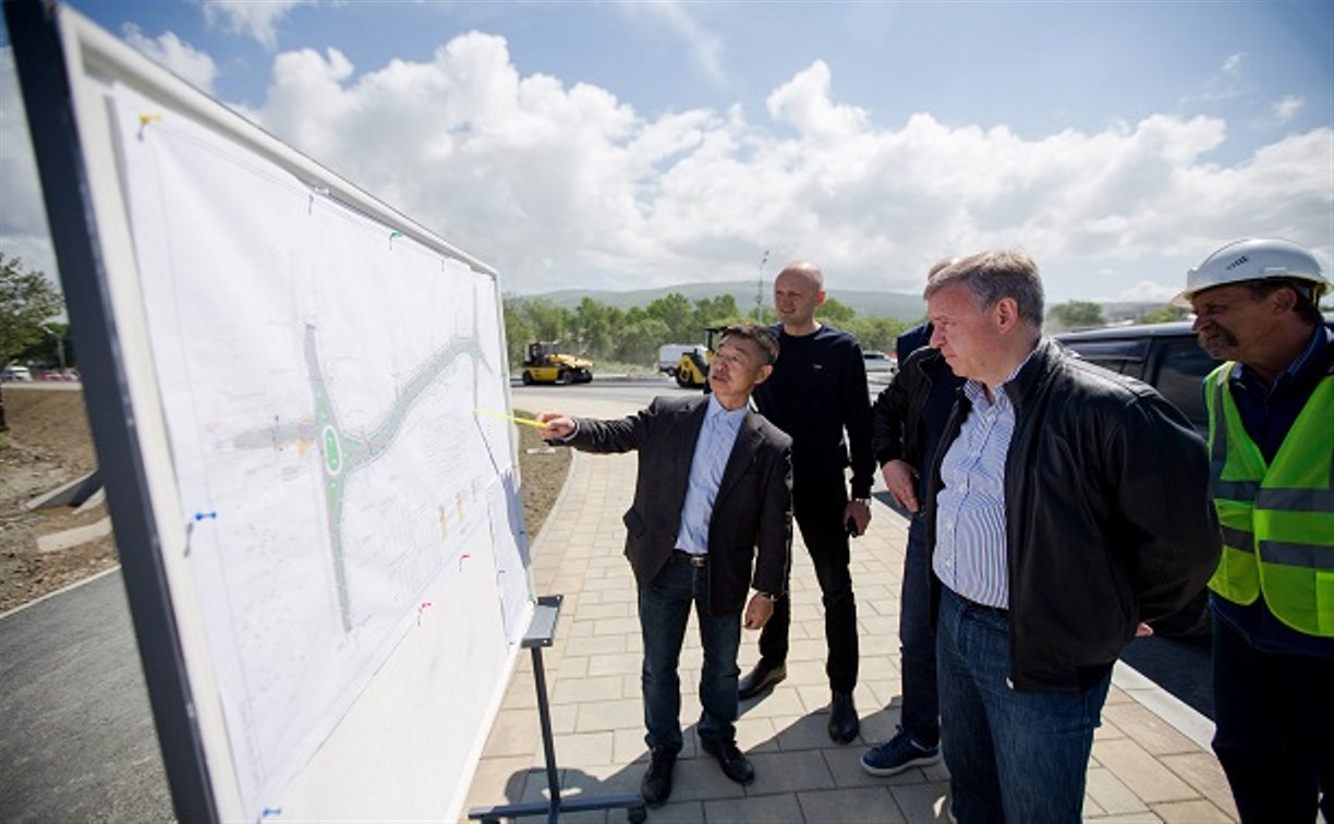 Мэр пообещал регулярно проверять дороги Южно-Сахалинска 