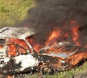 Автомобиль сгорел на проспекте Мира в Южно-Сахалинске