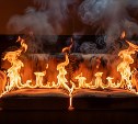 Двух человек спасли из пожара в Поронайске