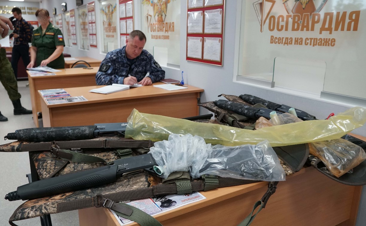 Южносахалинец купил пять огнестрельных ружей для бойцов СВО