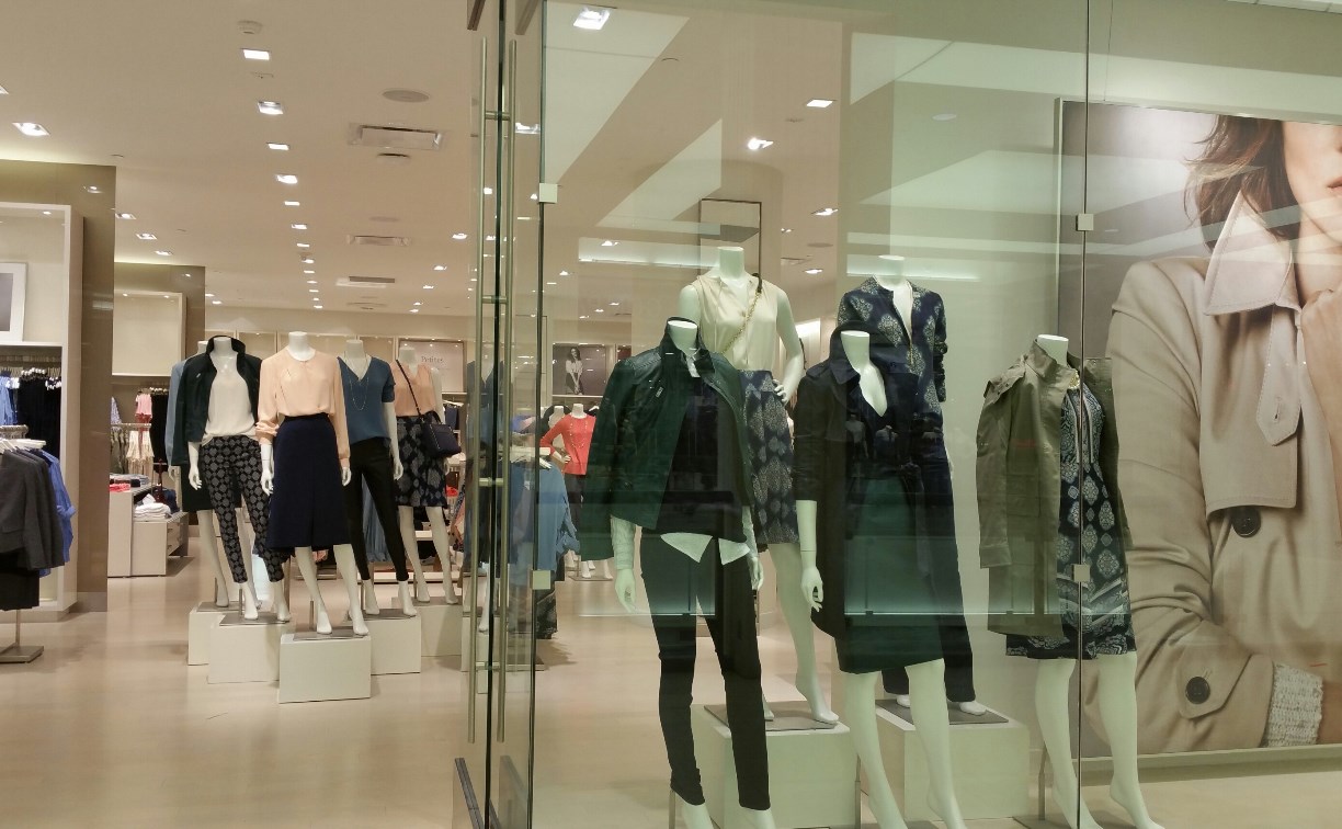 Охранник торгового центра в Южно-Сахалинске обчищал кассы во время ночного обхода