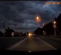В Южно-Сахалинске водитель вылетел на "встречку", чтобы не сбить пешехода в "мёртвой" зоне