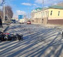 Мотоциклист пострадал при столкновении с универсалом в Корсакове