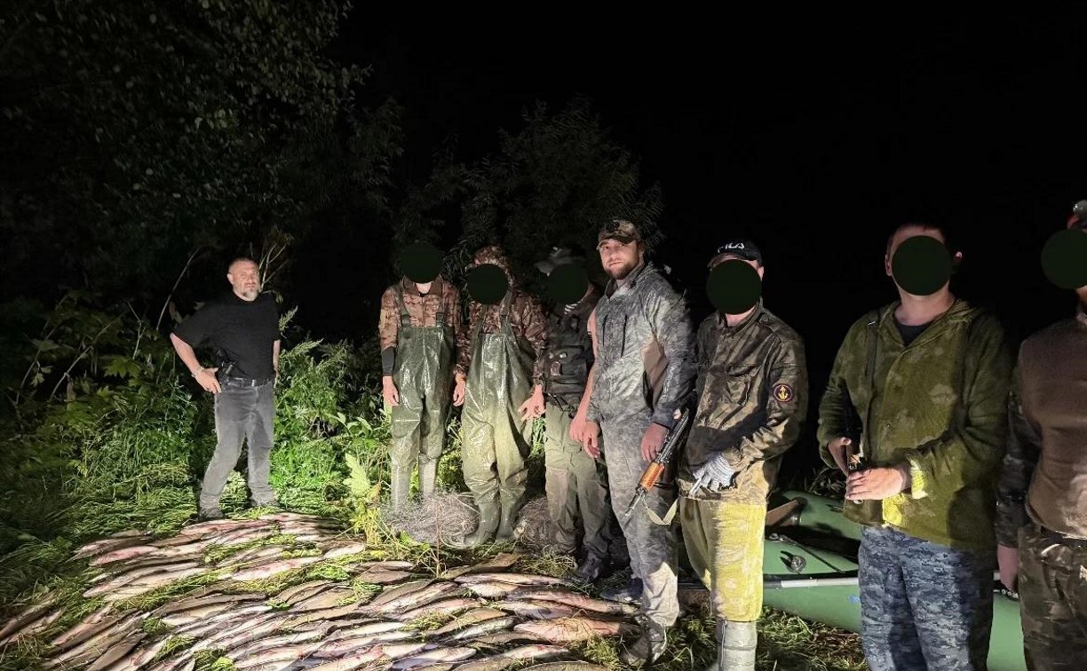 Браконьеров на Сахалине задержали с сотнями лососей