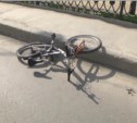 Пересечение безопасной "зебры" на велосипеде закончилось ДТП в Южно-Сахалинске
