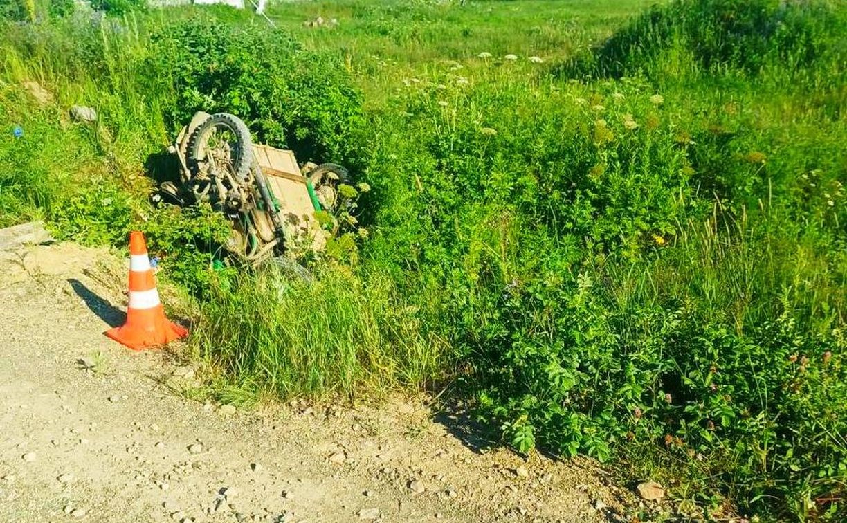 На Сахалине пьяный пенсионер на "Урале" попал в ДТП