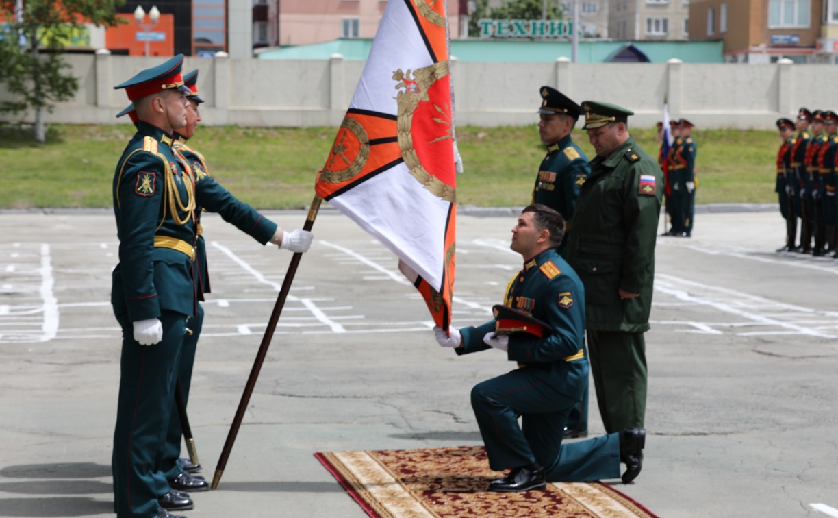 Сахалинские военные показали один из своих торжественных ритуалов