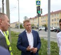 Мэр Южно-Сахалинска проверил благоустройство дворов и дорог в Дальнем