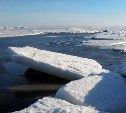 Лед дрейфует у юго-восточного побережья Сахалина