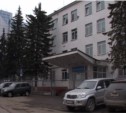 Молодой киргиз сбежал из ИВС Южно-Сахалинска, выбив дверь камеры и скрутив полицейского