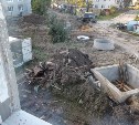 Строители огородили ремонт в Троицком только после жалобы жителей