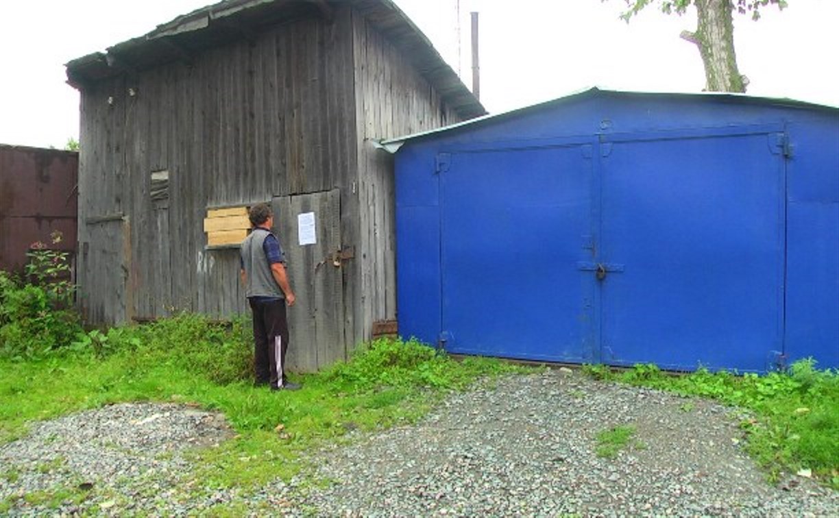 Власти Южно-Сахалинска назвали дворы, с которых вывезут незаконные гаражи