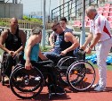 Сахалинским спортсменам-инвалидам вручили новые коляски