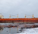 Появились результаты проб воды, взятых в районе выброшенного на берег Сахалина китайского судна