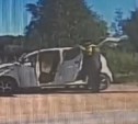 Пассажира автомобиля в Тымовском районе задержали за пакет наркотиков в багажнике