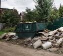 Дачникам напомнили, какой мусор нельзя выбрасывать в общий бак