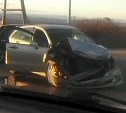 На объездной дороге в Южно-Сахалинске столкнулись две машины