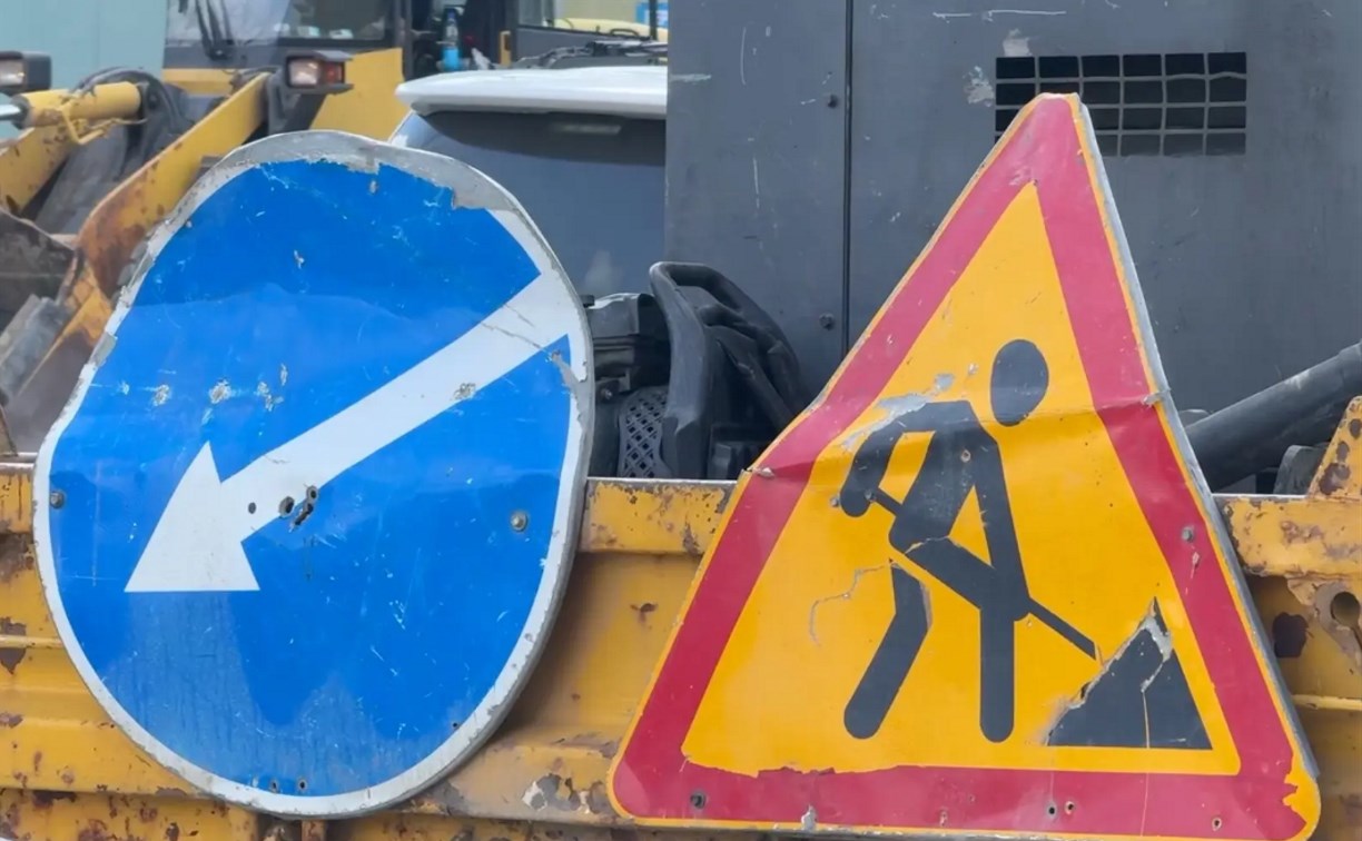 На дорогах Южно-Сахалинска зафиксировали в два раза меньше ям