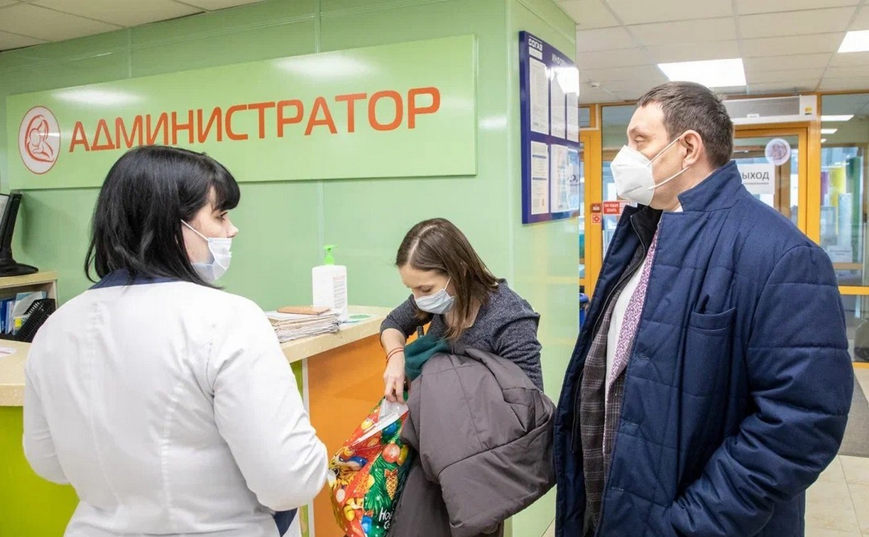 Губернатор поручил проверить, как работают поликлиники Южно-Сахалинска
