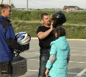 Сахалинские мотоциклисты подарили детям из "Надежды" развлечения и мотообучение