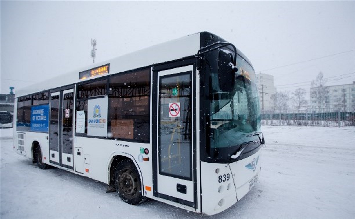 В новогоднюю ночь в Корсакове будет работать "кольцевой" автобус