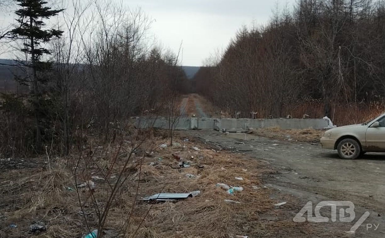 "Все дороги перекрыли": стройка в районе Мицулёвки озадачила сахалинцев