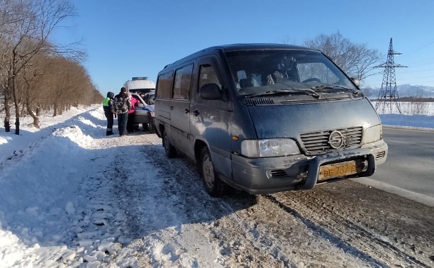 На Сахалине у водителя прямо за рулём отнялась рука