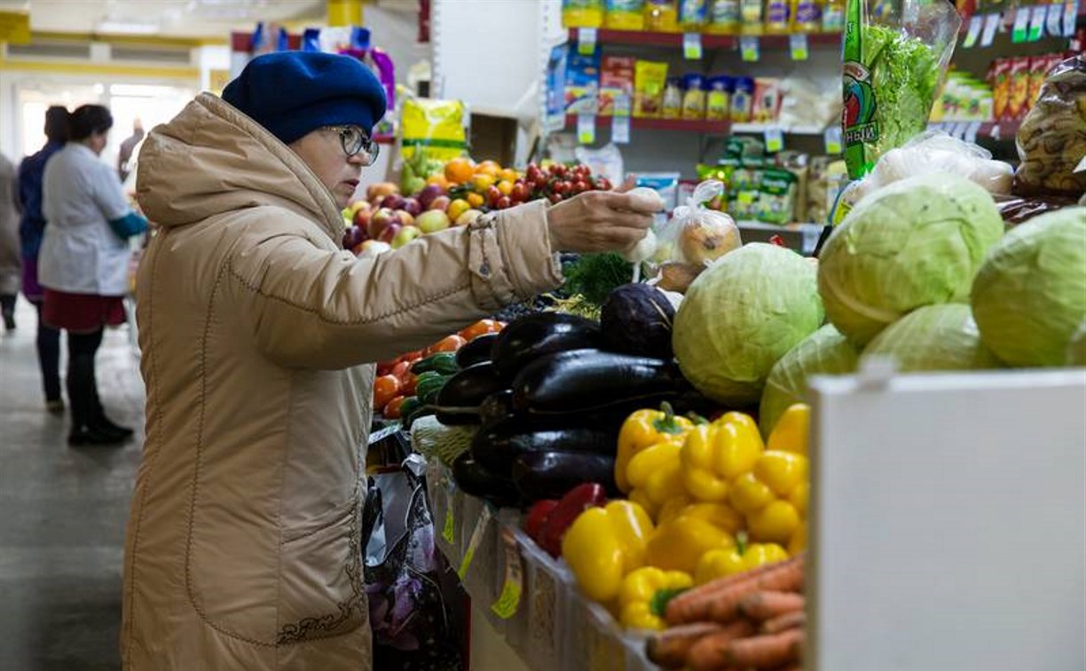 Сахалинцы могут подать заявку на присвоение социального статуса их магазинам 