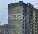Упавшего с 11-го этажа мужчину отпустили из больницы в Южно-Сахалинске