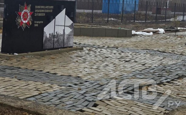 "Это просто шок": новый сквер "По следам боевой славы" в Рощино не пережил зиму