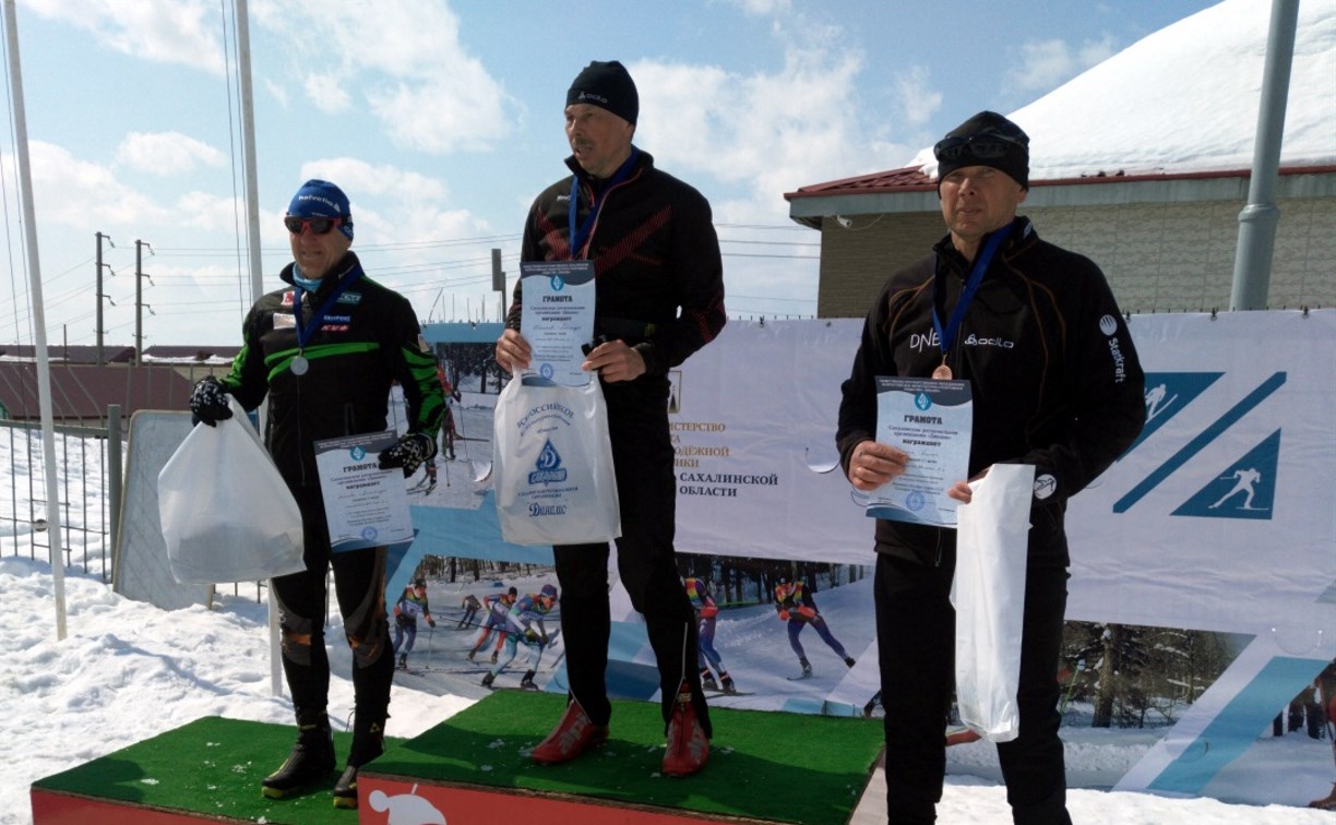 В гонке на призы Комышева в Южно-Сахалинске поучаствовали почти 300 лыжников