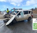 Три человека пострадали в жутком ДТП на трассе в Углегорском районе