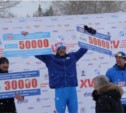 Сто тысяч получил победитель лыжного марафона