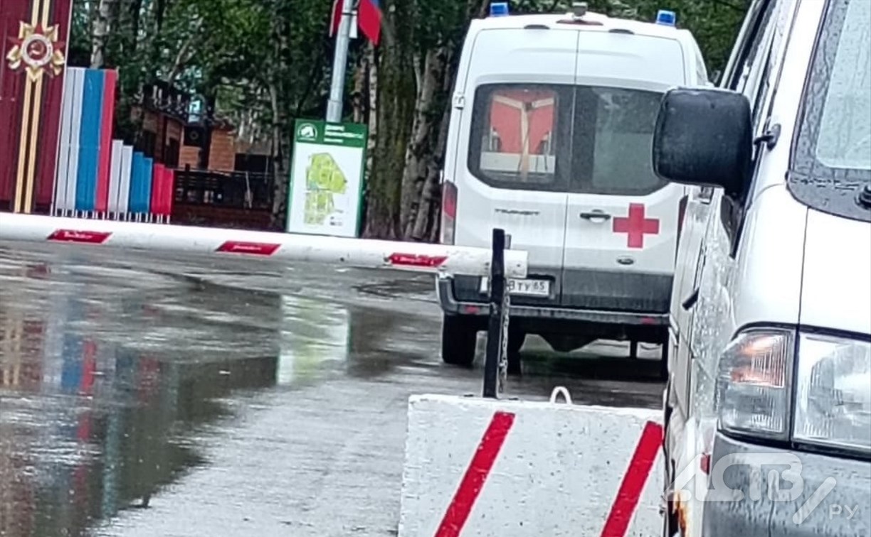 Мужчине стало плохо после сдачи нормативов в парке Южно-Сахалинска 