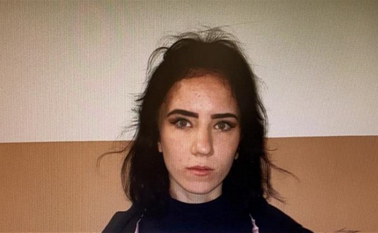 По факту исчезновения 17-летней Арины Казначеевой на Сахалине возбудили уголовное дело