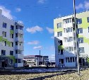Строительство многоэтажек для переселенцев из аварийного фонда завершается в Долинске и Соколе 