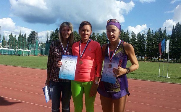 Южносахалинка завоевала две золотые медали чемпионата России по легкой атлетике среди ветеранов Южносахалинка завоевала две золотые медали чемпионата России по легкой атлетике среди ветеранов