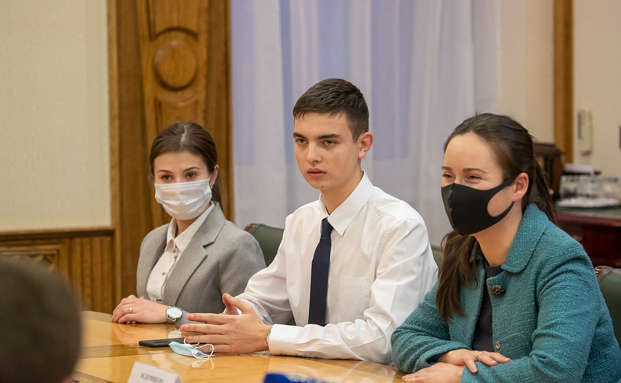 Сахалинская молодежь изобрела умную соцсеть для туристов