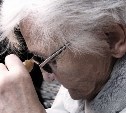 Мошенник пригрозил 83-летней сахалинке тюрьмой, если она не зарегистрирует деньги 